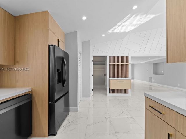 Home for rent at 1519 Biarritz Dr (avail ASAP) - photo 7468735