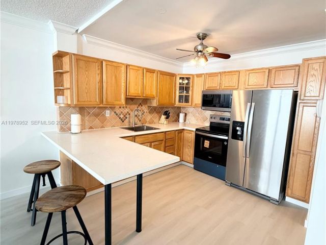 Apartment for rent  Unit #521 - photo 7470144