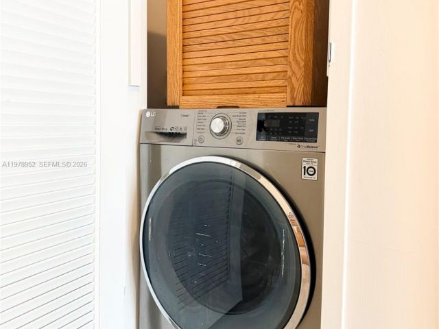 Apartment for rent  Unit #521 - photo 7470158