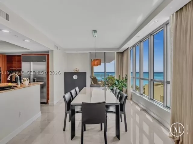 3-bedroom condo for rent in Hollywood - 3535 S OCEAN DR 905 - MondialRealty