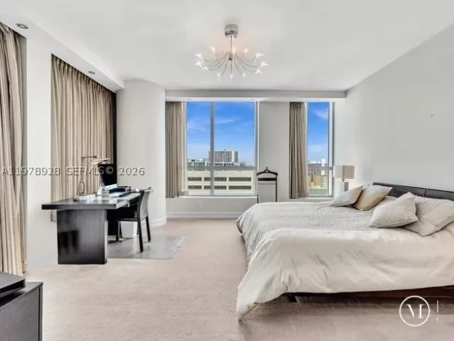 3-bedroom condo for rent in Hollywood - 3535 S OCEAN DR 905 - MondialRealty