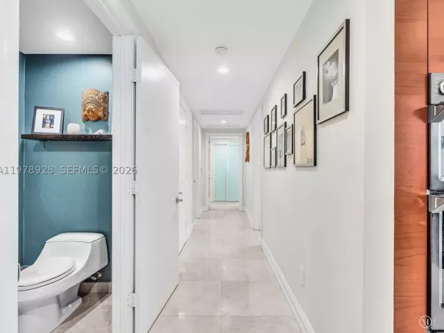 3-bedroom condo for rent in Hollywood - 3535 S OCEAN DR 905 - MondialRealty