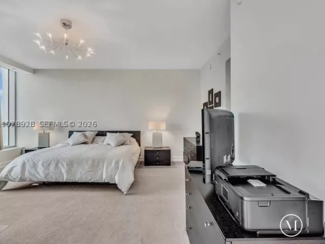 3-bedroom condo for rent in Hollywood - 3535 S OCEAN DR 905 - MondialRealty