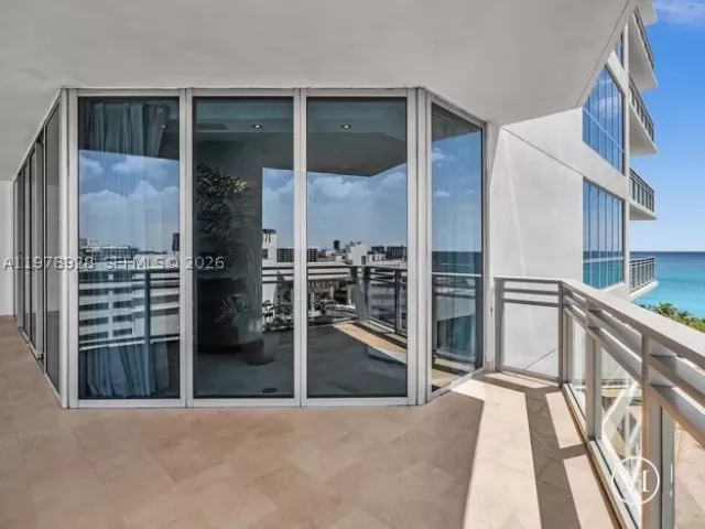 3-bedroom condo for rent in Hollywood - 3535 S OCEAN DR 905 - MondialRealty