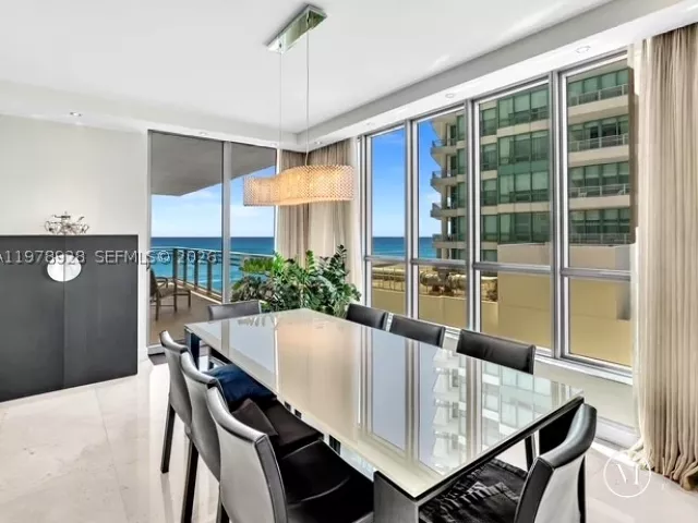 3-bedroom condo for rent in Hollywood - 3535 S OCEAN DR 905 - MondialRealty