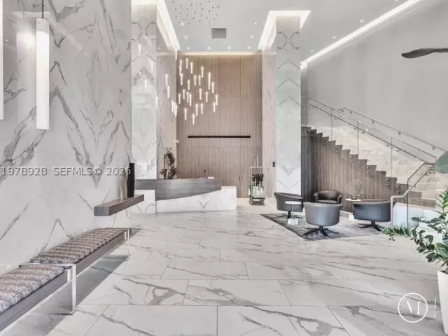 3-bedroom condo for rent in Hollywood - 3535 S OCEAN DR 905 - MondialRealty