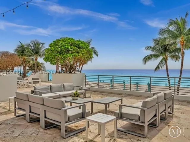 3-bedroom condo for rent in Hollywood - 3535 S OCEAN DR 905 - MondialRealty