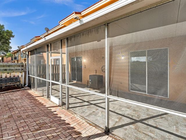 3-bedroom home for rent in Pembroke Pines - 2297 NW 160th Ter 2297 - MondialRealty