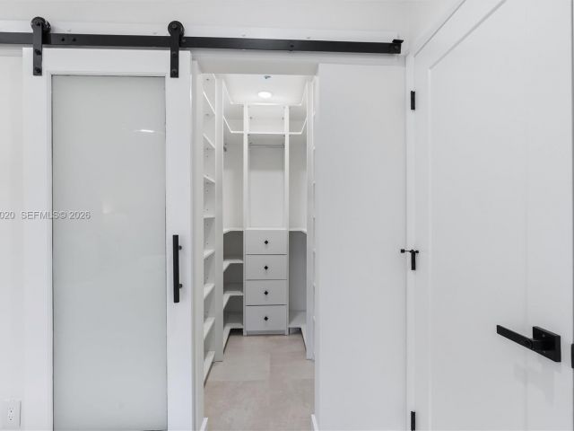 Home for rent at 1341 SW 10th St 0 - photo 7483093