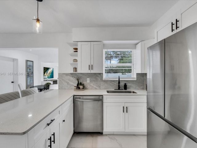 Home for sale at 20 NE 29TH ST - photo 7451540