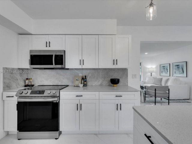 Home for sale at 20 NE 29TH ST - photo 7451541