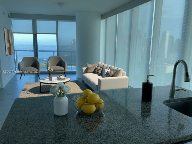 Apartment for sale  Unit #3001 - photo 7477956