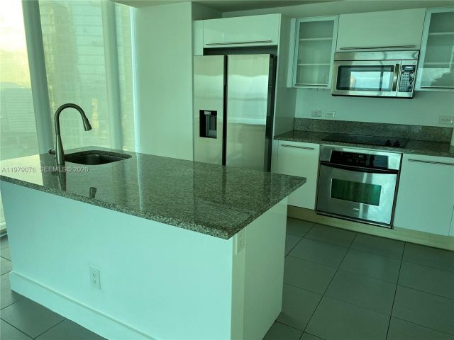 Apartment for sale  Unit #3001 - photo 7477961