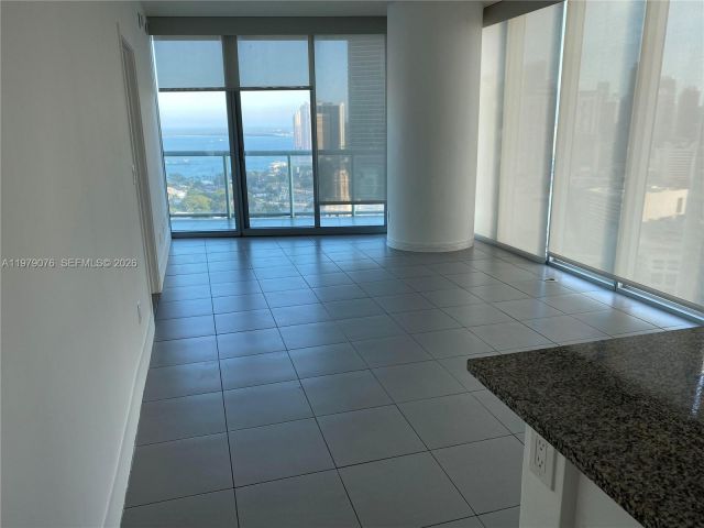 Apartment for sale  Unit #3001 - photo 7477965