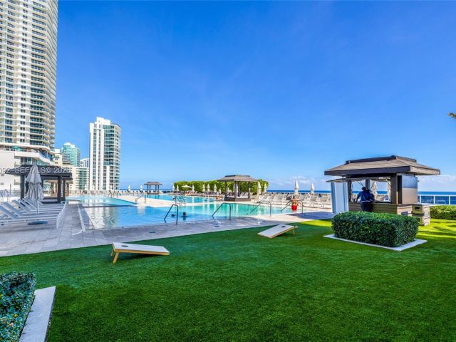 Apartment for rent  Unit #2806 - photo 7499594