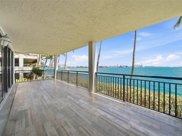 Apartment for rent  Unit #222 - photo 7469675