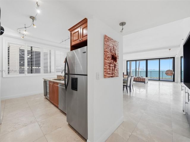 Apartment for rent  Unit #222 - photo 7469681