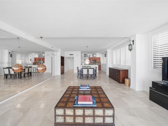 Apartment for rent  Unit #222 - photo 7469696