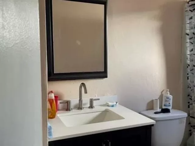 3-bedroom home for sale in Hollywood - 6103 Fletcher Street - MondialRealty