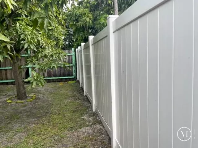 3-bedroom home for sale in Hollywood - 6103 Fletcher Street - MondialRealty