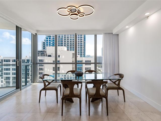 Apartment for rent  Unit #1504 - photo 7451972