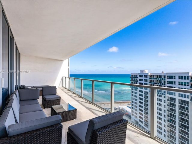 Apartment for rent  Unit #1504 - photo 7451983