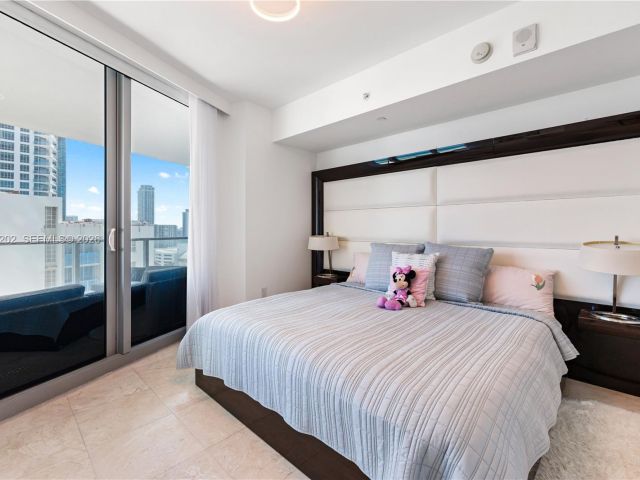 Apartment for rent  Unit #1504 - photo 7451988