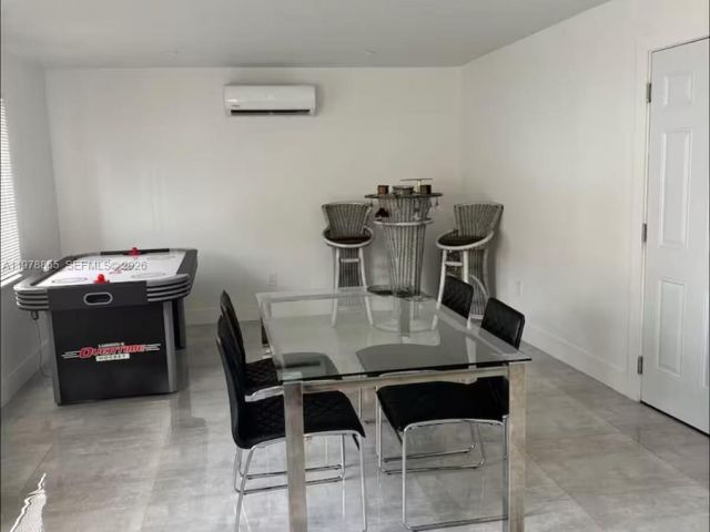 Home for sale at 1904 SW 28th St - photo 7483010