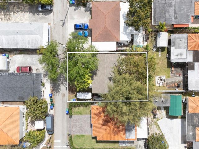 Home for sale at 2710 SW 28th Ct - photo 7520912