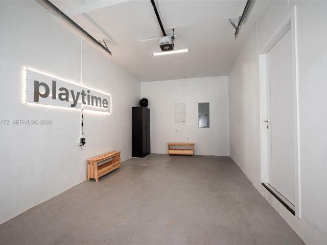 Home for rent at 2516 NE 21st St B - photo 7482703