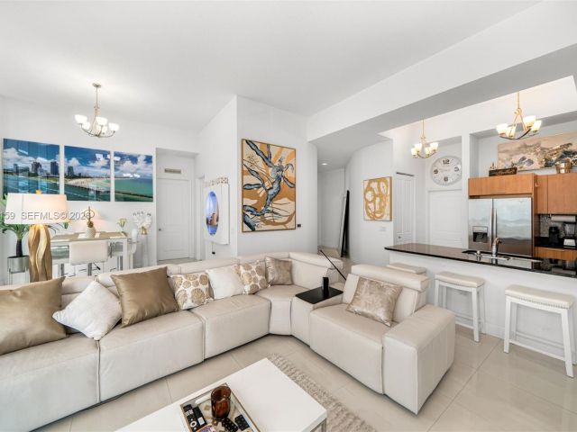 Apartment for sale  Unit #501 - photo 7494947