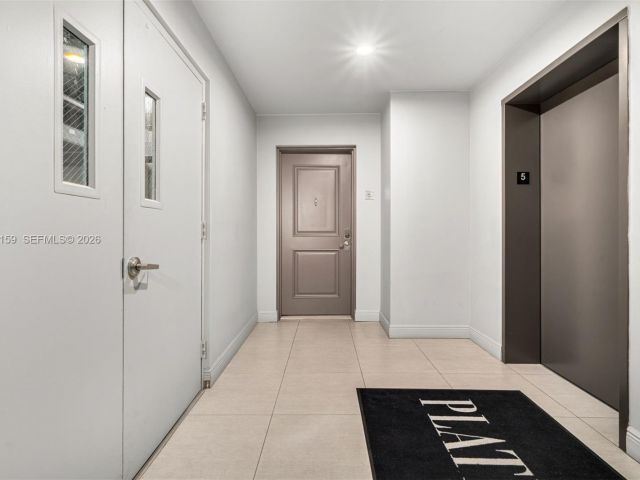 Apartment for sale  Unit #501 - photo 7494951