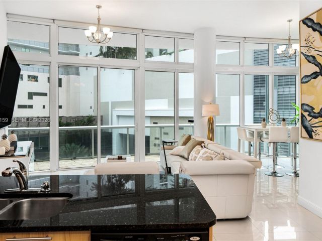 Apartment for sale  Unit #501 - photo 7494953