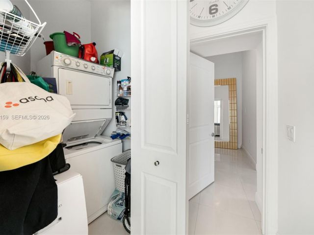 Apartment for sale  Unit #501 - photo 7494960