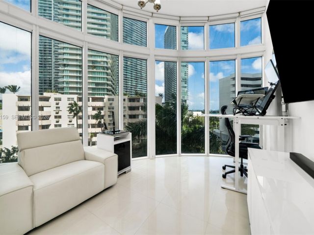 Apartment for sale  Unit #501 - photo 7494962