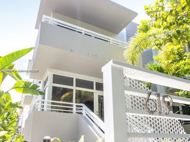 Home for sale at 619 Meridian Ave 4 - photo 7468625