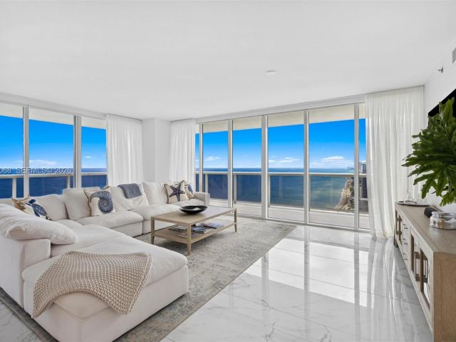 Apartment for rent  Unit #4502 - photo 7499566