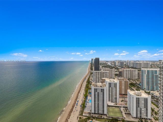 Apartment for rent  Unit #4502 - photo 7499569