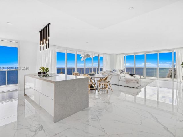 Apartment for rent  Unit #4502 - photo 7499575