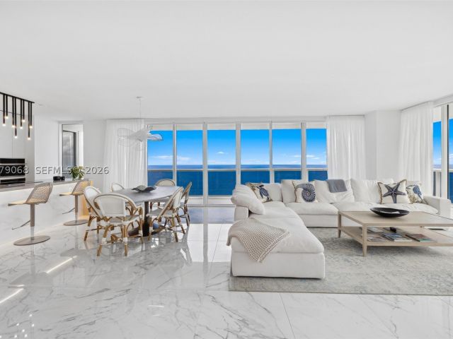 2-bedroom condo for rent in Hallandale Beach - 1830 S Ocean Dr 4502 - MondialRealty