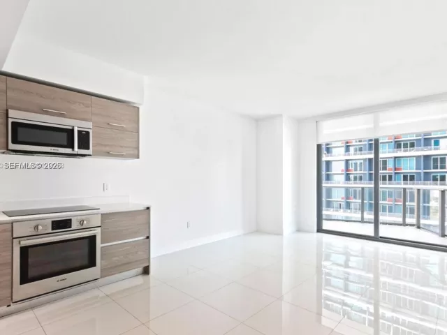 1-bedroom condo for sale in Miami - 1300 S Miami Ave 2308 - MondialRealty