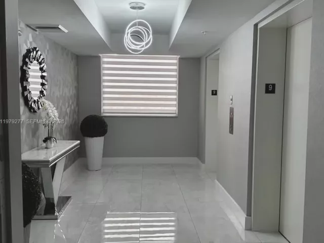 3-bedroom condo for rent in Aventura - 18800 NE 29th Ave 914 - MondialRealty