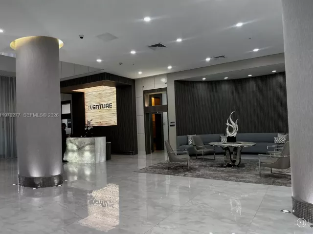 3-bedroom condo for rent in Aventura - 18800 NE 29th Ave 914 - MondialRealty