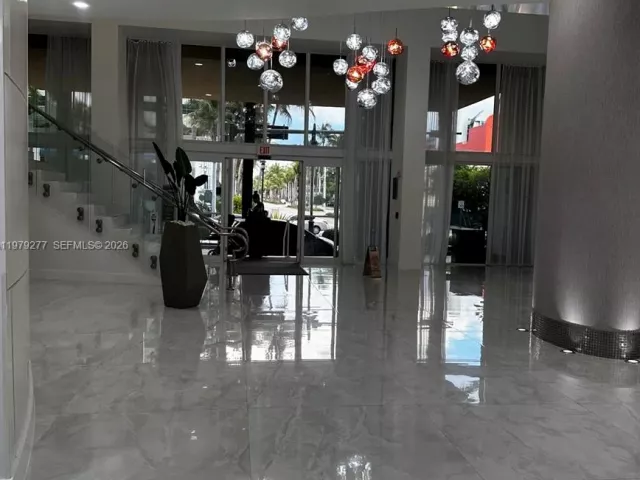 3-bedroom condo for rent in Aventura - 18800 NE 29th Ave 914 - MondialRealty