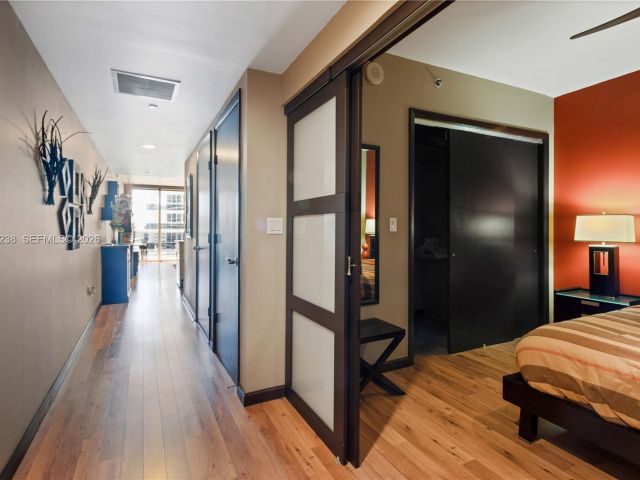 Apartment for rent  Unit #2105 - photo 7499554