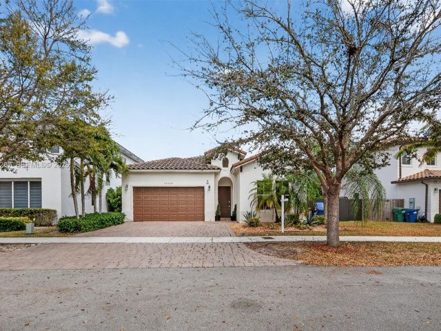 Home for sale at 14929 SW 176th Ter - photo 7493679