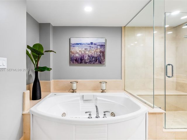 Apartment for sale  Unit #1206 - photo 7452063