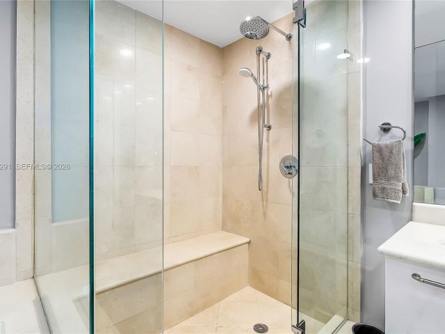 Apartment for sale  Unit #1206 - photo 7452065