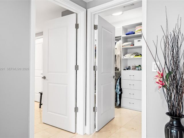 Apartment for sale  Unit #1206 - photo 7452074