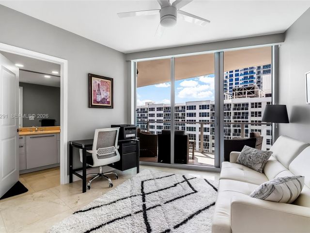 Apartment for sale  Unit #1206 - photo 7452076